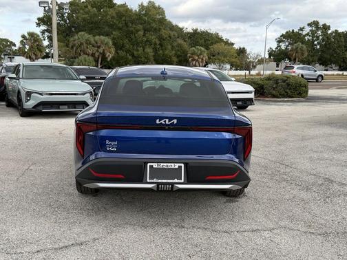 2025 Kia K4 EX