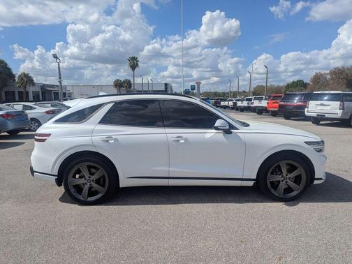 2023 Genesis GV70 2.5T