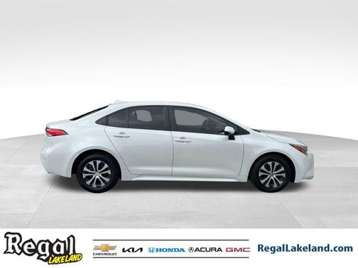 2022 Toyota Corolla Hybrid LE