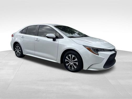 2022 Toyota Corolla Hybrid LE