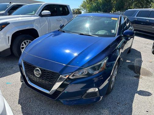 Deep Blue Pearl 2020 Nissan Altima 2.5 S