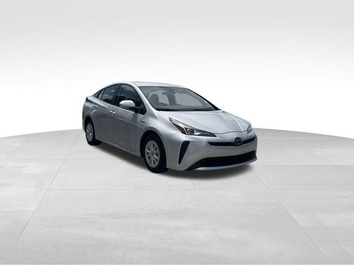 2021 Toyota Prius L