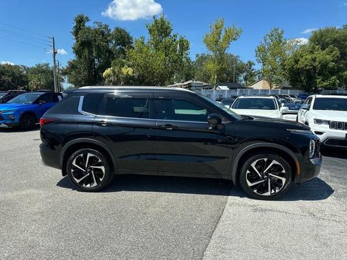 2022 Mitsubishi Outlander SEL