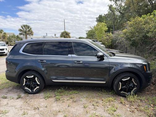 2024 Kia Telluride EX