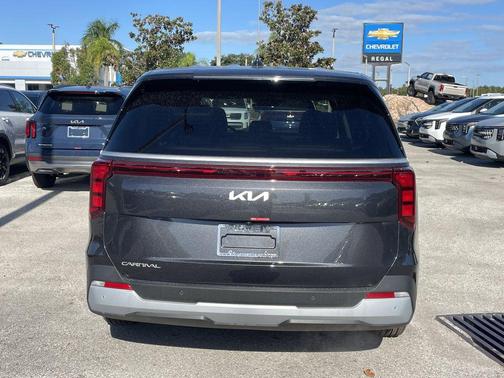 2026 Kia Carnival LXS