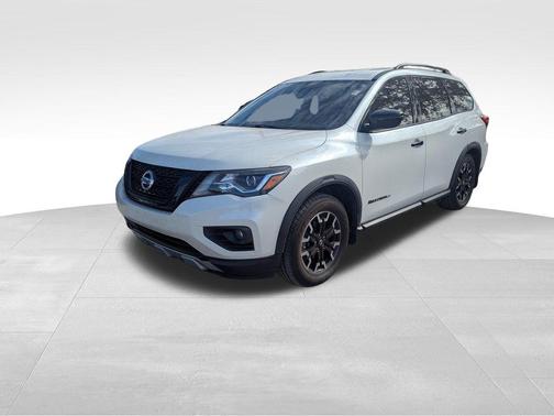 2019 Nissan Pathfinder SV