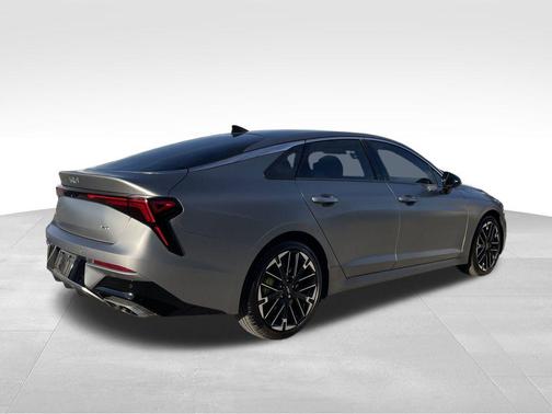 2025 Kia K5 GT