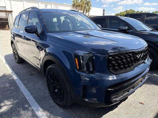 Midnight Black 2025 Kia Telluride SX-Prestige X-Line