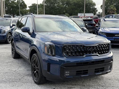 Midnight Black 2025 Kia Telluride SX-Prestige X-Line