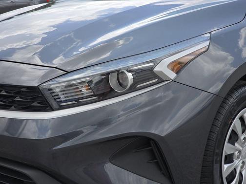 2023 Kia Forte LX