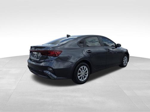 2023 Kia Forte LX