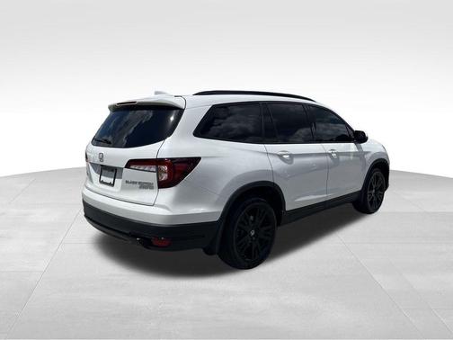 2022 Honda Pilot Black Edition