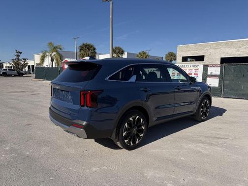 2026 Kia Sorento SX