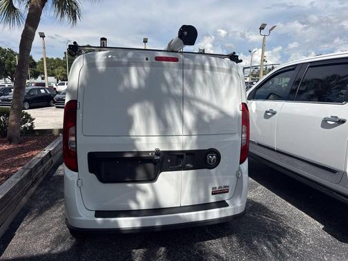 Bright White 2022 RAM ProMaster City Base