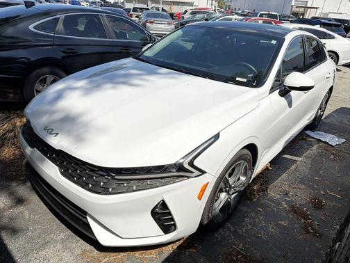 Glacial White Pearl 2023 Kia K5 EX
