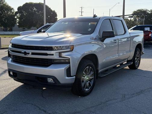 Silver Ice Metallic 2019 Chevrolet Silverado 1500 RST