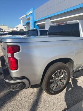 Silver Ice Metallic 2019 Chevrolet Silverado 1500 RST