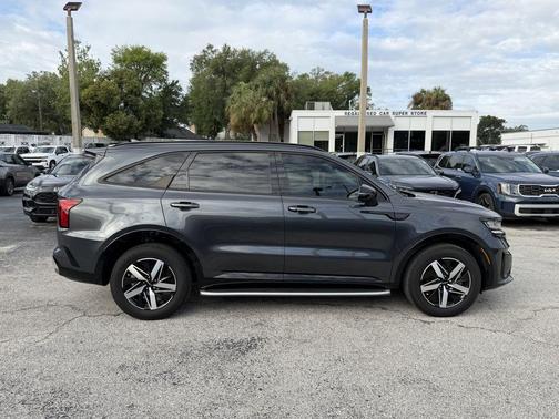 Gravity Gray 2023 Kia Sorento S