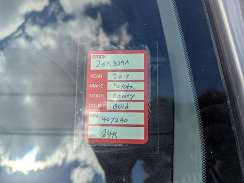 2017 Toyota Camry SE