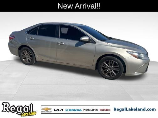 2017 Toyota Camry SE