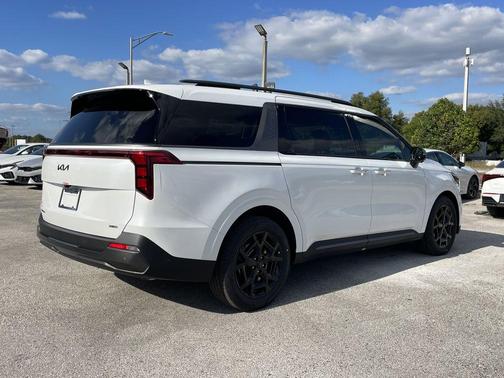 2026 Kia Carnival Hybrid SX