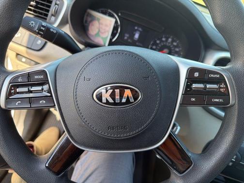 2019 Kia Sorento LX