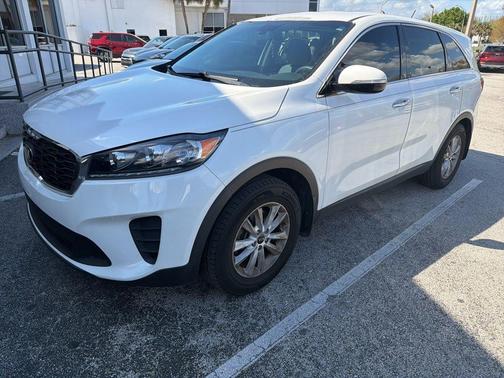 2019 Kia Sorento LX
