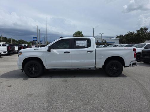 2025 Chevrolet Silverado 1500 Custom