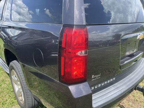 2017 Chevrolet Suburban LT