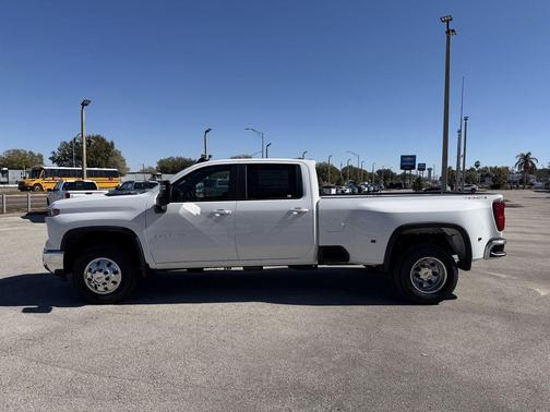2026 Chevrolet Silverado 3500 LT