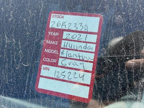 2021 Hyundai ELANTRA SEL
