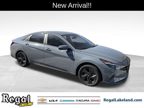 2021 Hyundai ELANTRA SEL