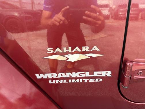 2012 Jeep Wrangler Unlimited Sahara