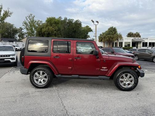 2012 Jeep Wrangler Unlimited Sahara