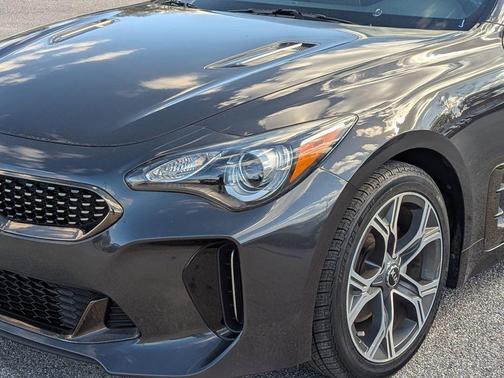 2021 Kia Stinger GT-Line