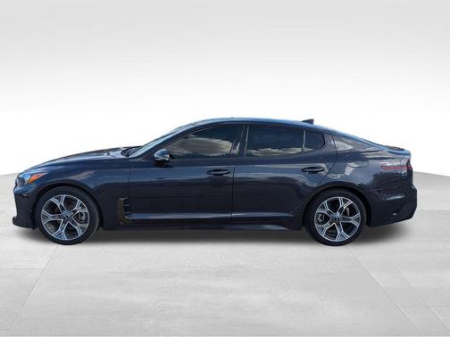 2021 Kia Stinger GT-Line