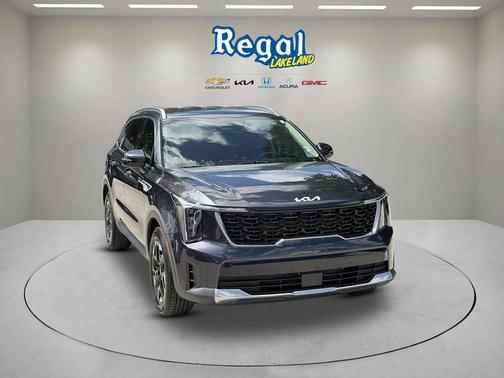 Metal 2025 Kia Sorento S
