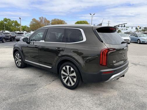 2022 Kia Telluride EX