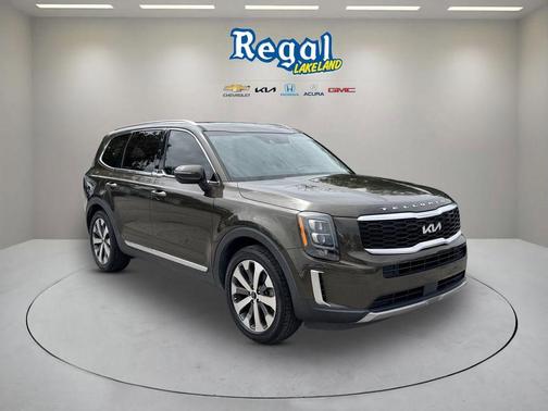Dark Moss 2022 Kia Telluride EX