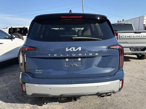 Midnight Black 2024 Kia Telluride EX