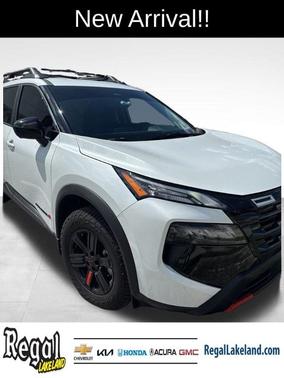 2025 Nissan Rogue Rock Creek