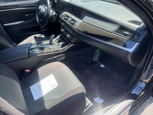 2016 BMW 528 i