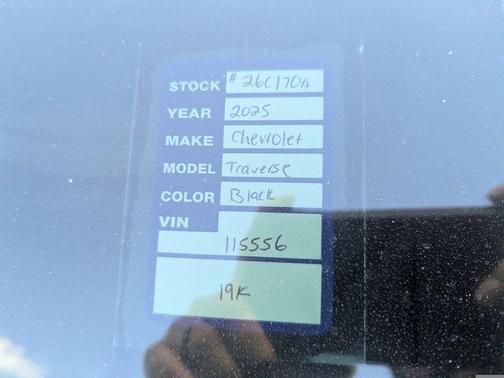 2025 Chevrolet Traverse LT