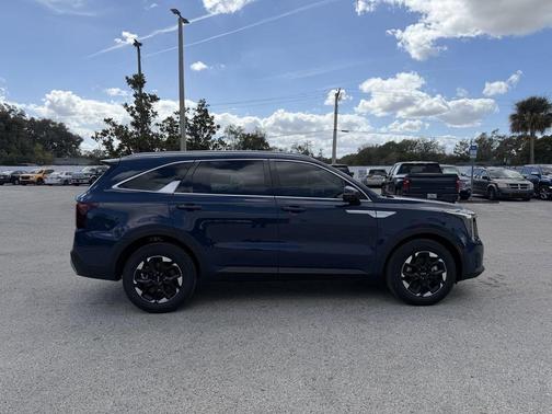 Midnight Black 2026 Kia Sorento S