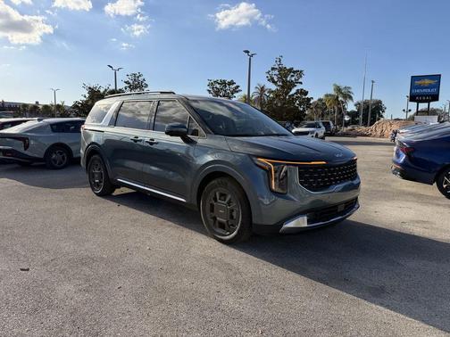 2026 Kia Carnival Hybrid SX