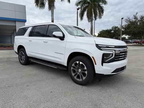 2026 Chevrolet Suburban LT