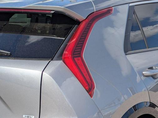 2025 Kia Niro EX Touring