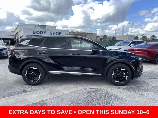 2026 Kia Sportage EX