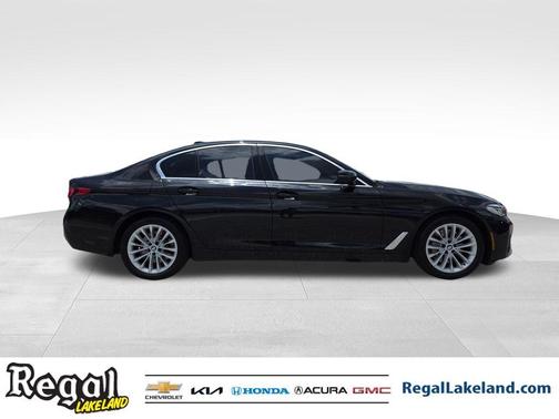 2021 BMW 530 i