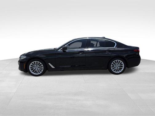 2021 BMW 530 i